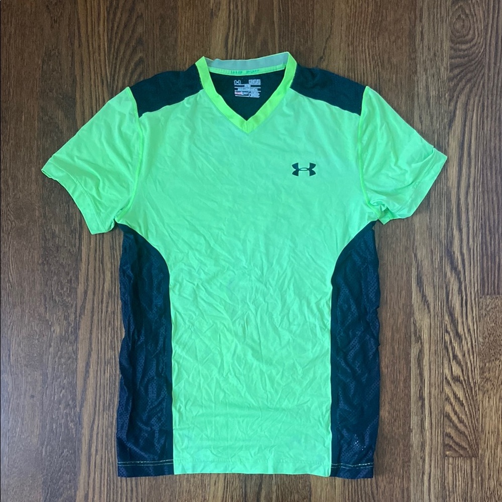 Under Armour Green and Black Short Sleeve Performance Tee